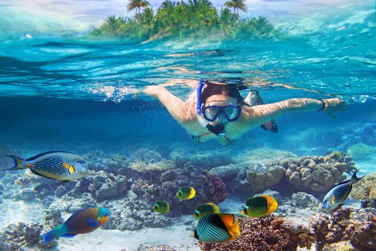 Snorkeling lungo la costa albanese