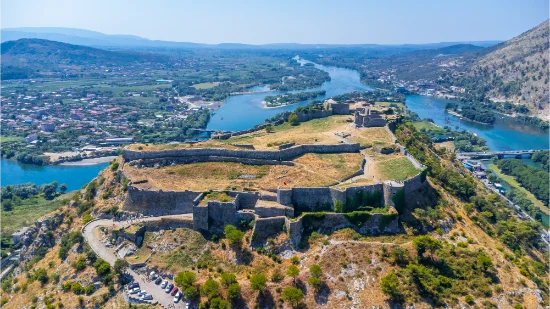 Fortezza di Rozafa e città di Shkodër